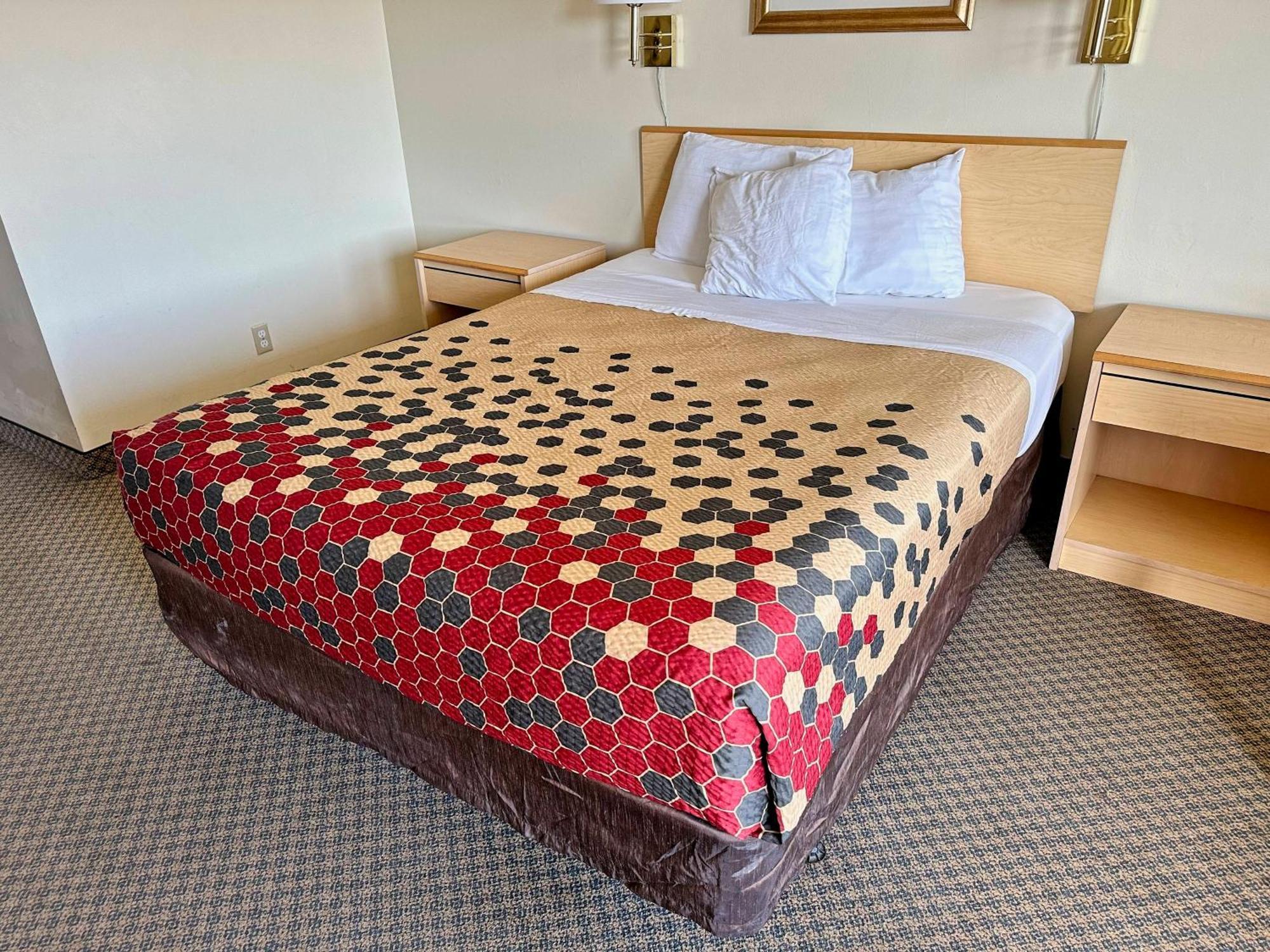 Rodeway Inn Boardman - Hermiston Экстерьер фото