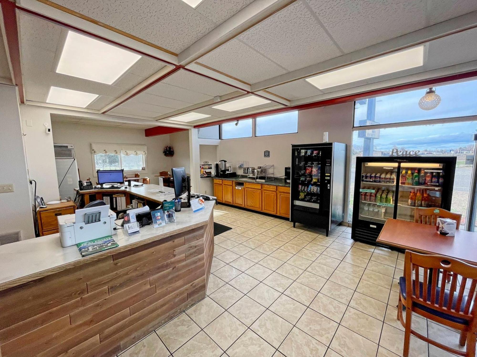 Rodeway Inn Boardman - Hermiston Экстерьер фото