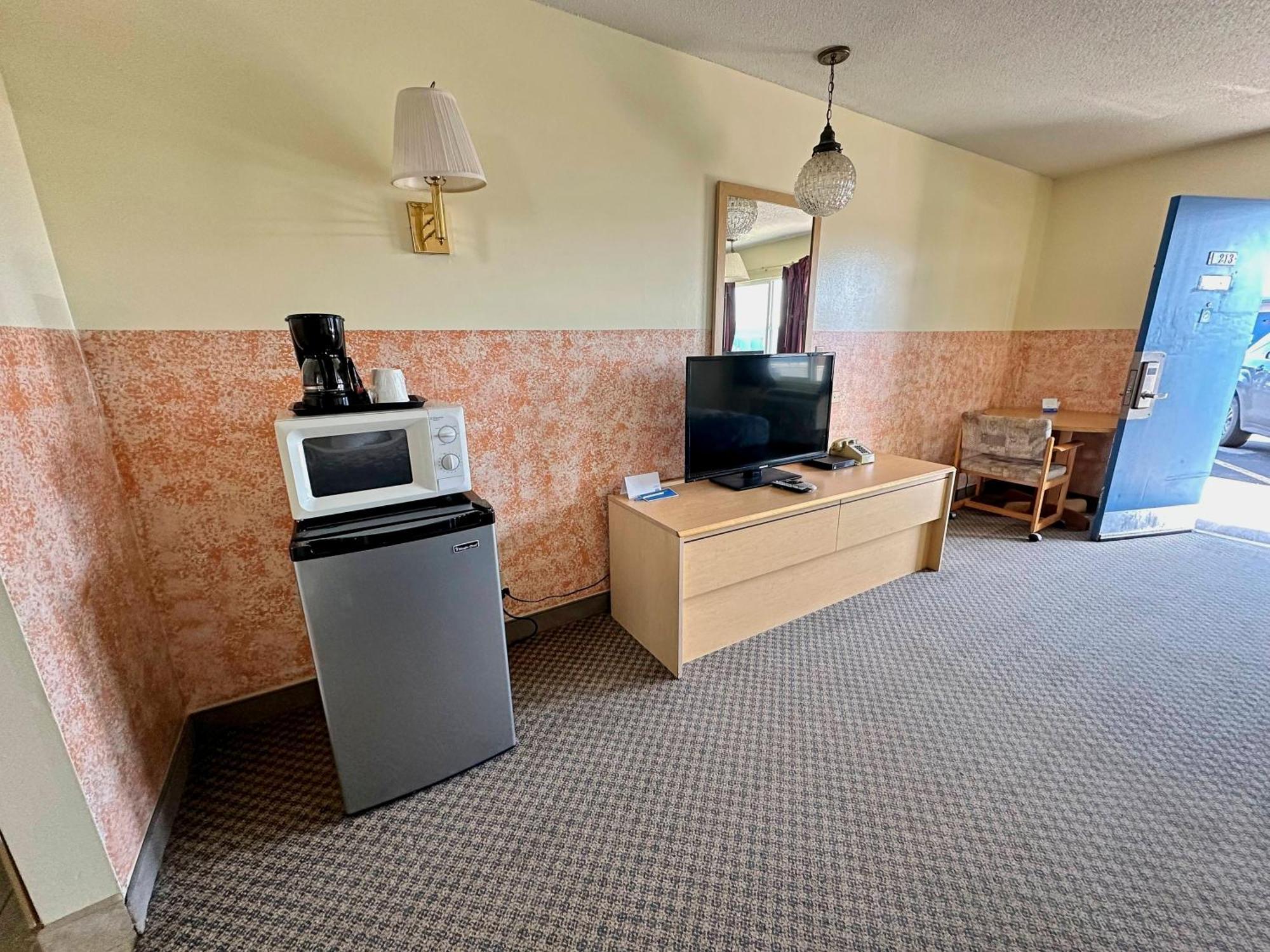 Rodeway Inn Boardman - Hermiston Экстерьер фото