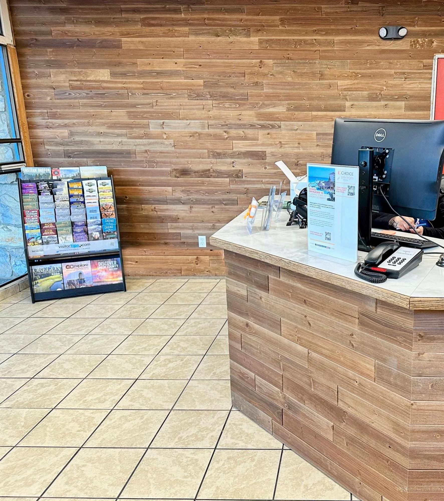Rodeway Inn Boardman - Hermiston Экстерьер фото